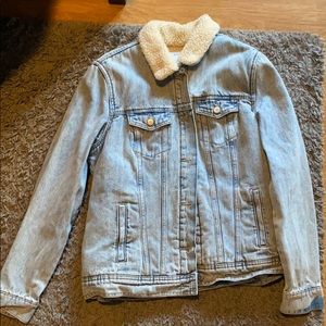 Old Navy jean jacket with fluff